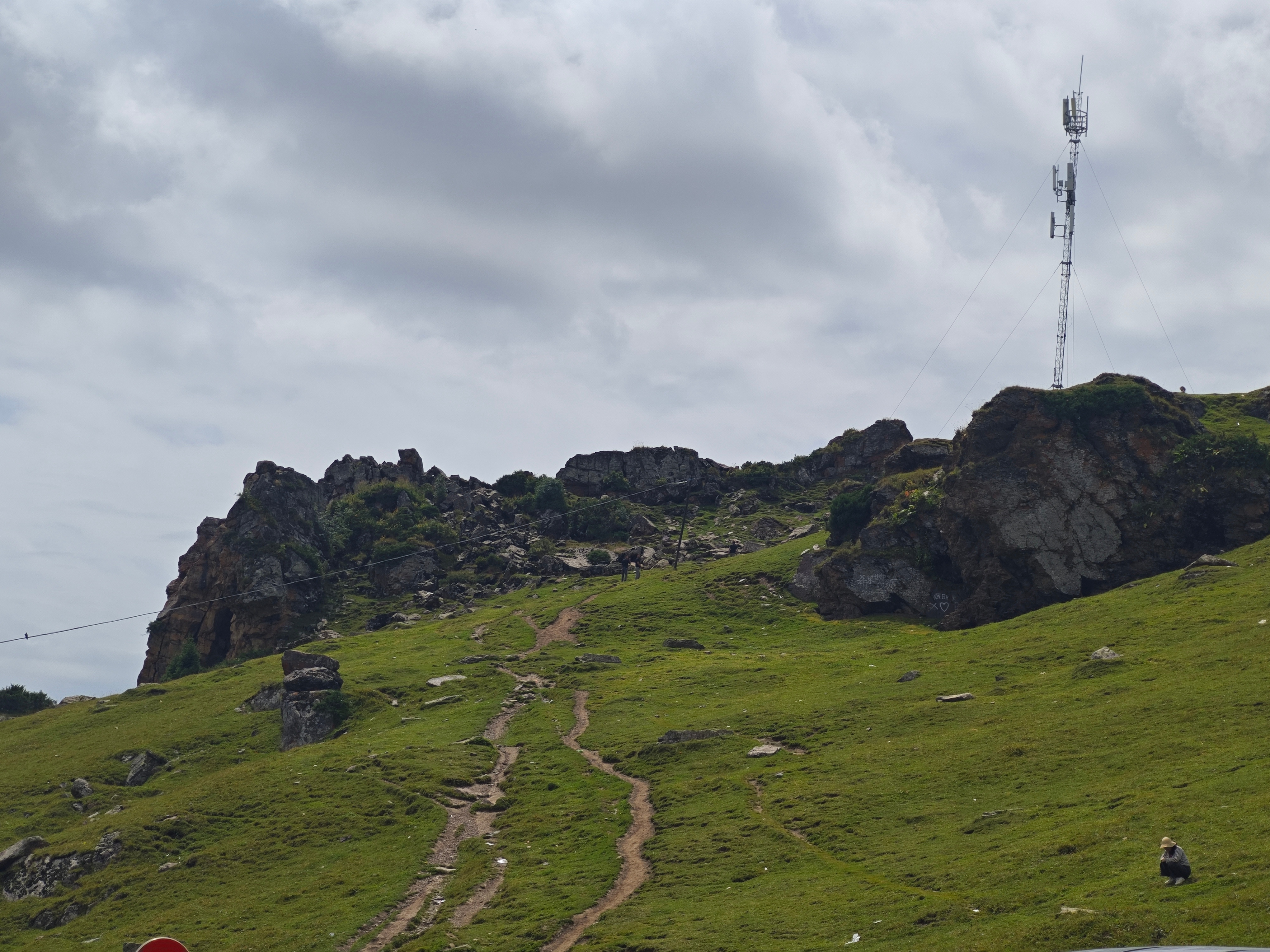 跋山涉水 生命流动！ 伊犁·独库公路那拉提旅游服务区