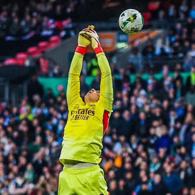 凯帕助曼城夺得联赛杯冠军 