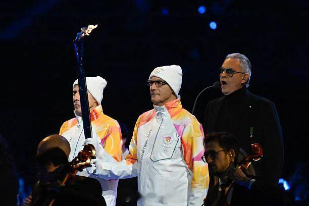 冬奥会开幕式 贝尔戈米和巴雷西！！！！！！！ 