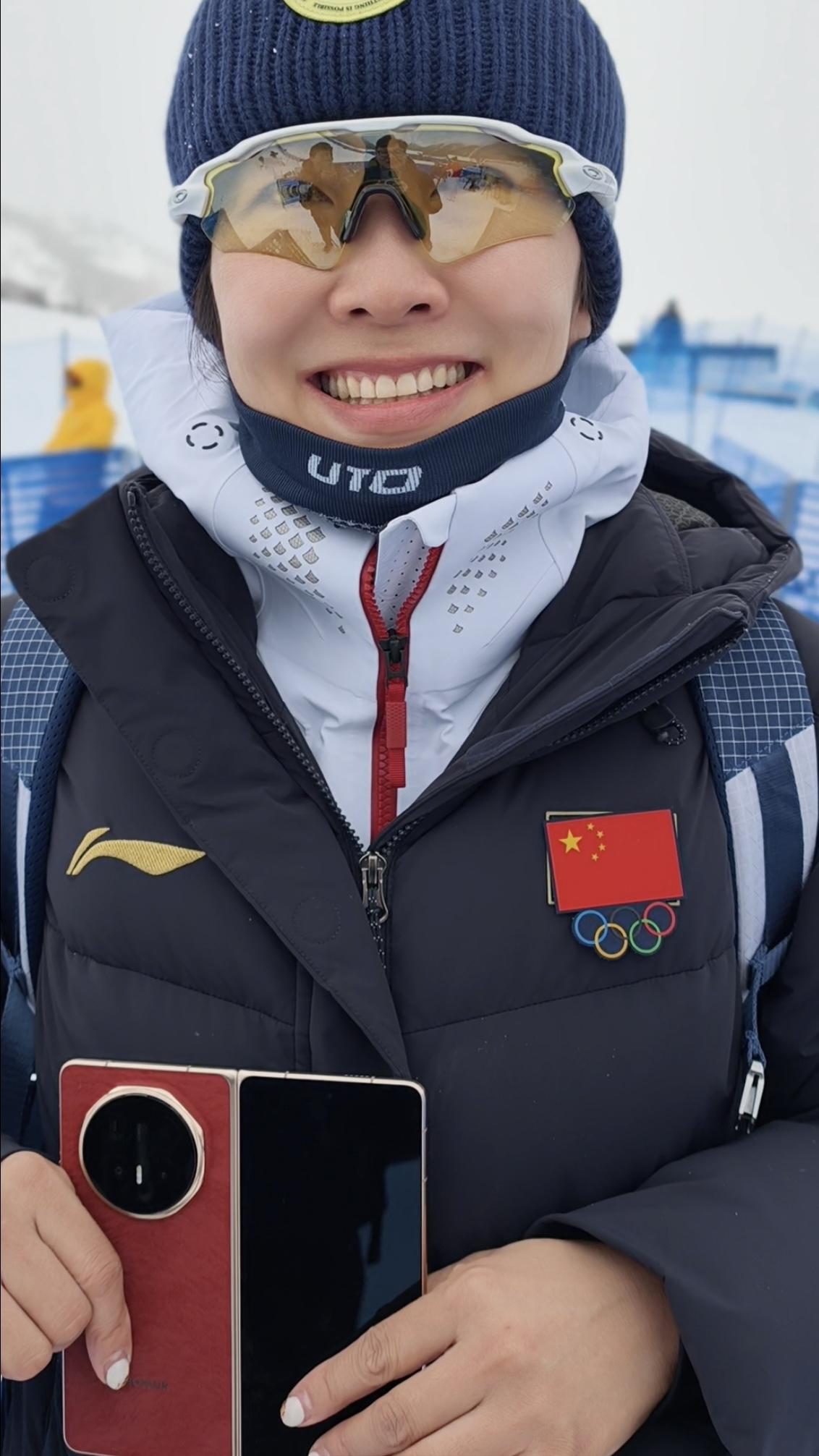 华为估计要傻眼了，荣耀直接不装了，彻底摊牌
荣耀Magic V6，可能会再次击穿