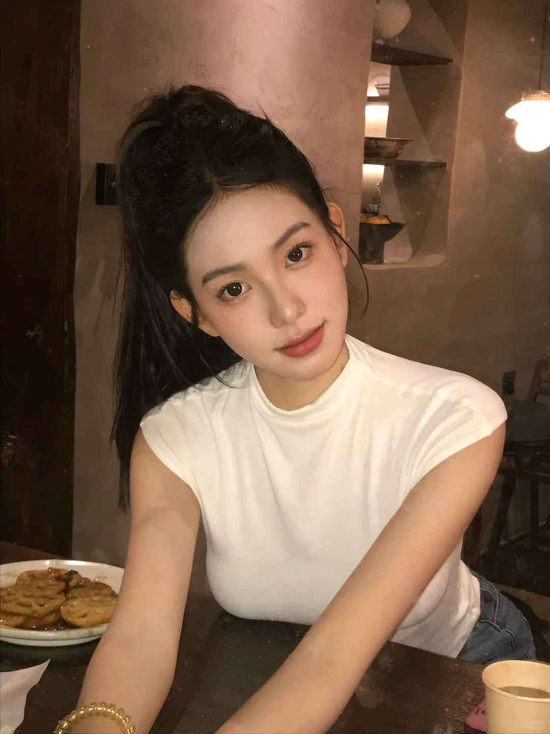 高马尾姐姐