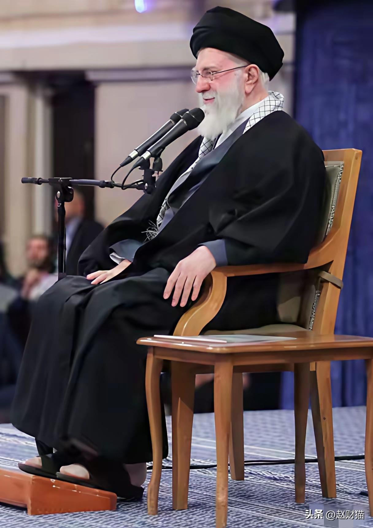 40天全国哀悼！伊朗承认，哈梅内伊遇袭身亡！！
3月1号伊朗正式对外宣布，最高领