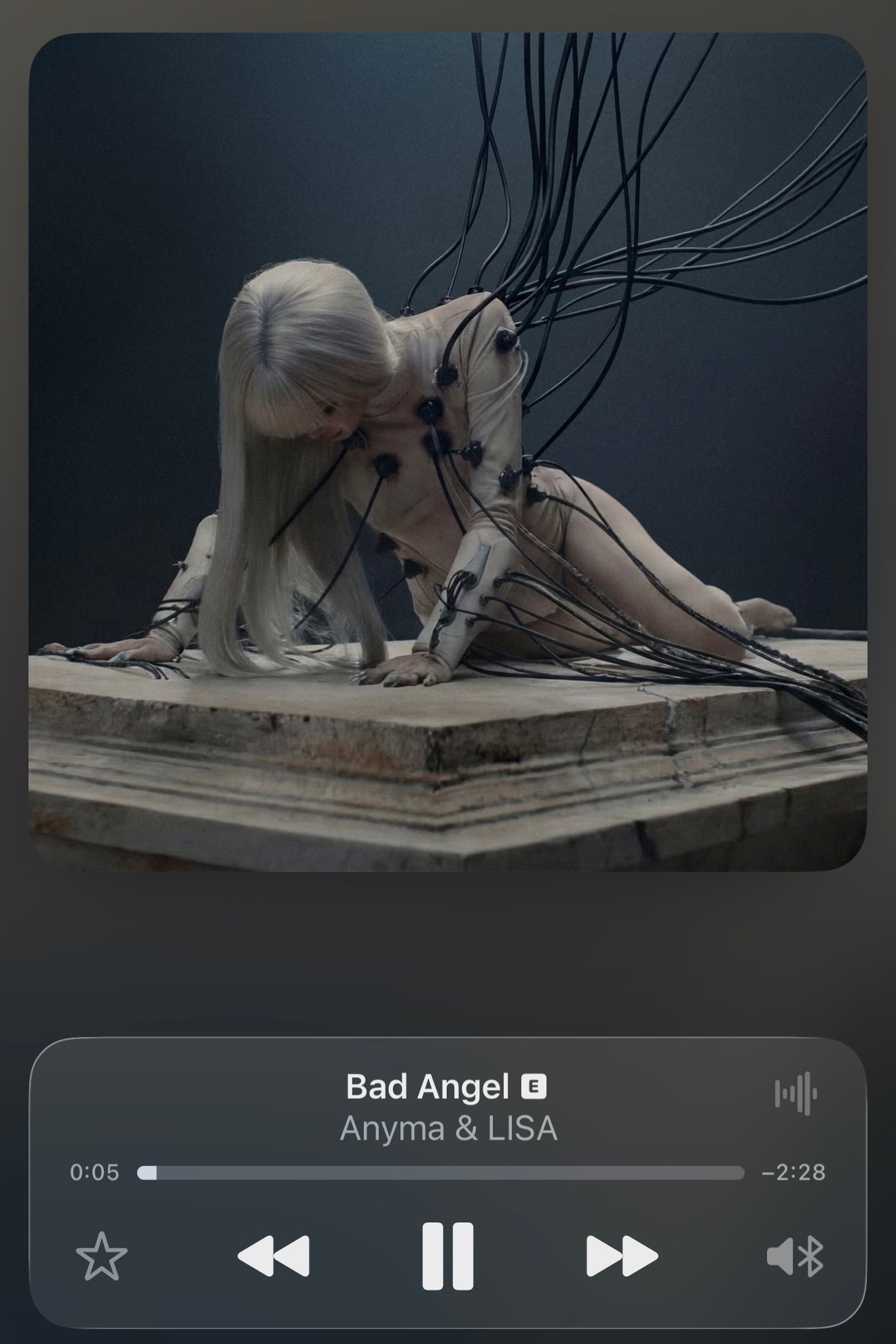 Bad Angel没日没夜循环，骑车听、打王者听、健身听、打炮也要听，等不及上海