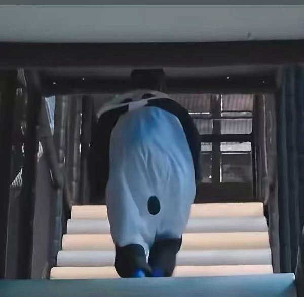 看不见我，看不见我，看不见我 ​​​