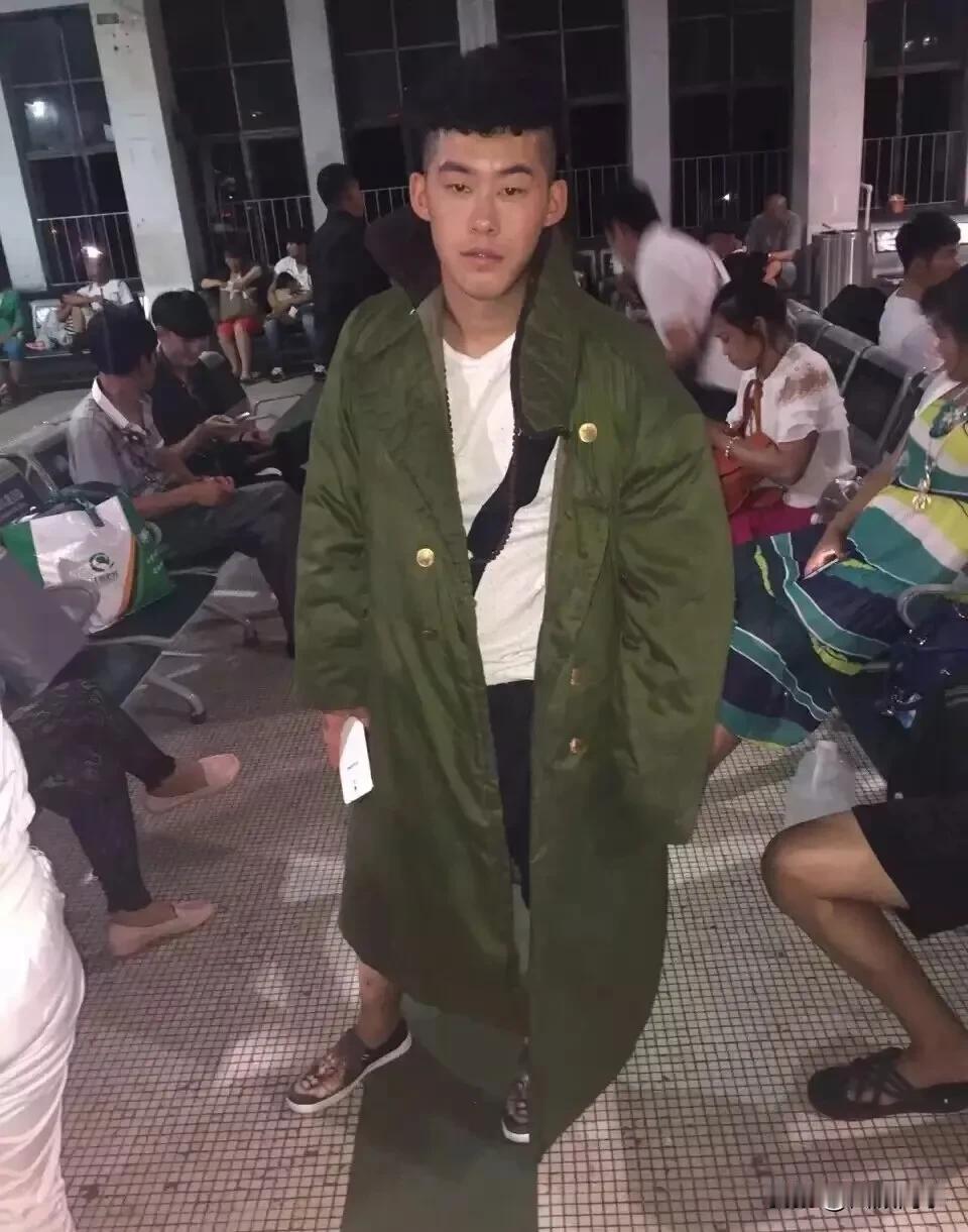 九天分析，阿厦停播与官司无关，只是只是用来搪塞的说词！

           