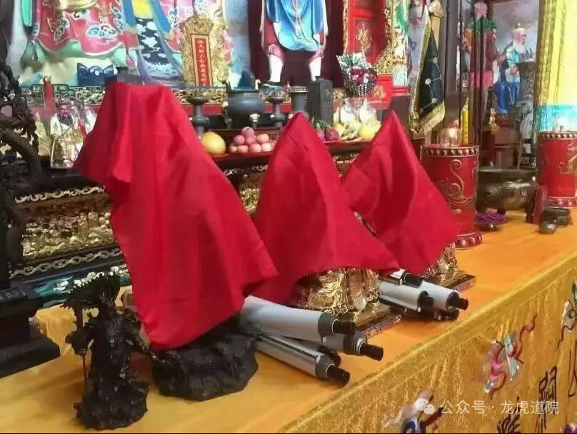 民俗多听肖老道 装藏科仪是神像塑造、重塑、安奉的核心配套科仪，与开光科仪相辅相成