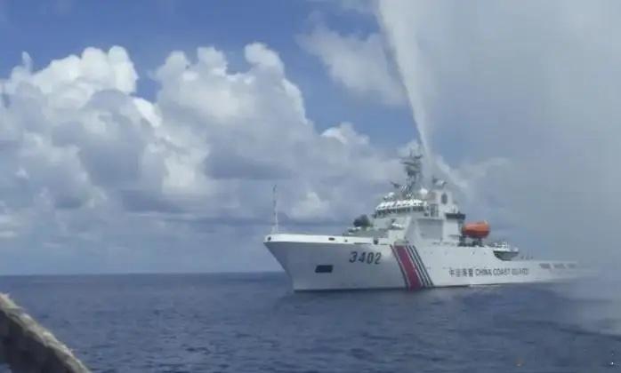 就在刚刚，中国果断出手，矛头直指对菲律宾。中国海警今天（9月16日）依法对在南海