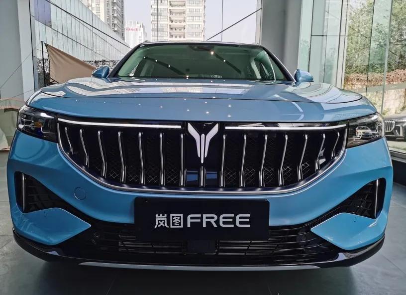 想买“大五座SUV”，懂车的人已经不看合资车了！
 
为什么会这么说？因为咱们国