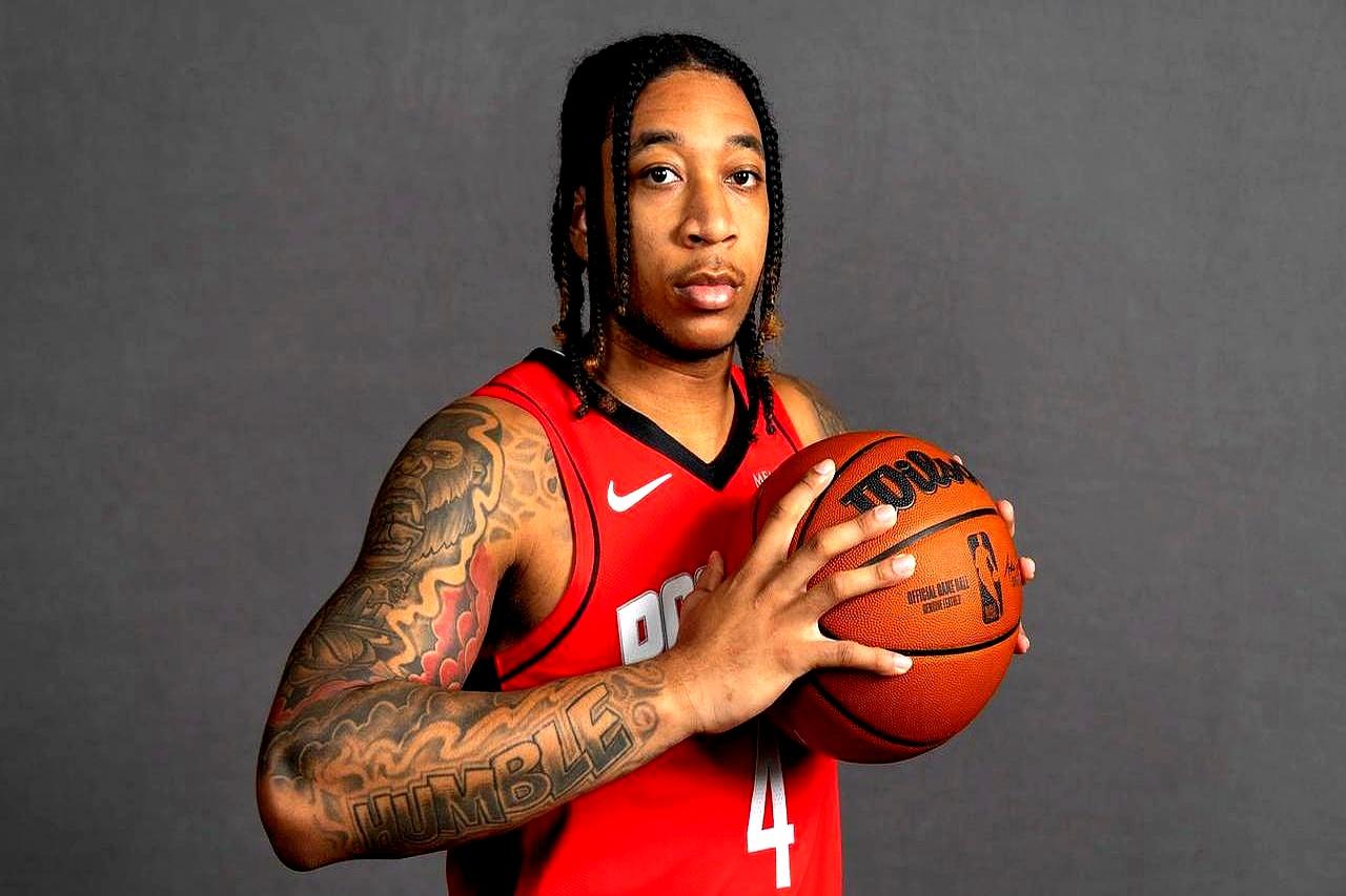 要么就成关键奇兵，要么就沦为反面教材！
 

休斯顿火箭队这操作，真是让人捏把汗