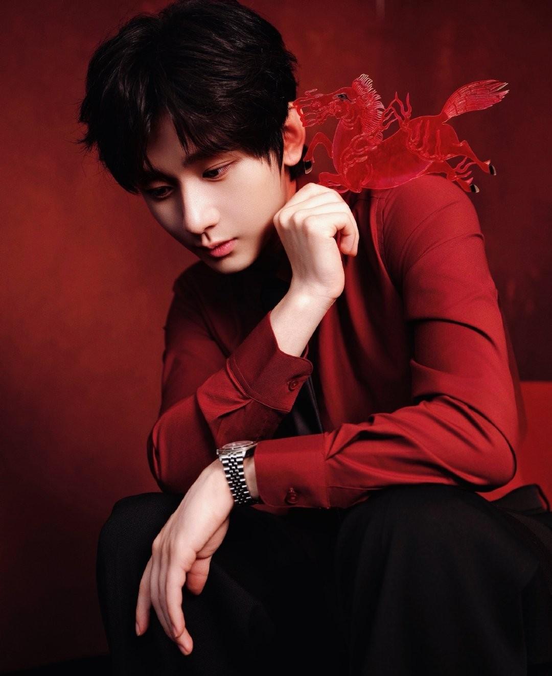 我可能有点阴谋论，我觉得某人可能真的把成毅当摇钱树了。
 
“成毅特别棒，不该承