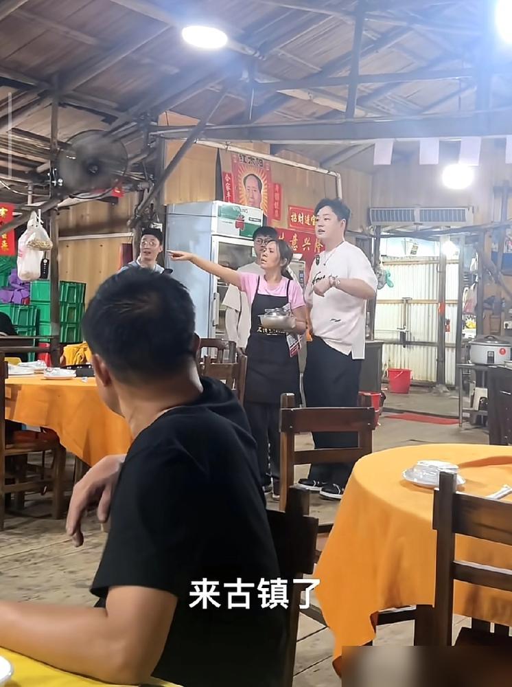 现在的探店圈真的该好好管管了

别信那些明星探店了，假吃催吐，报价8万，水太深。