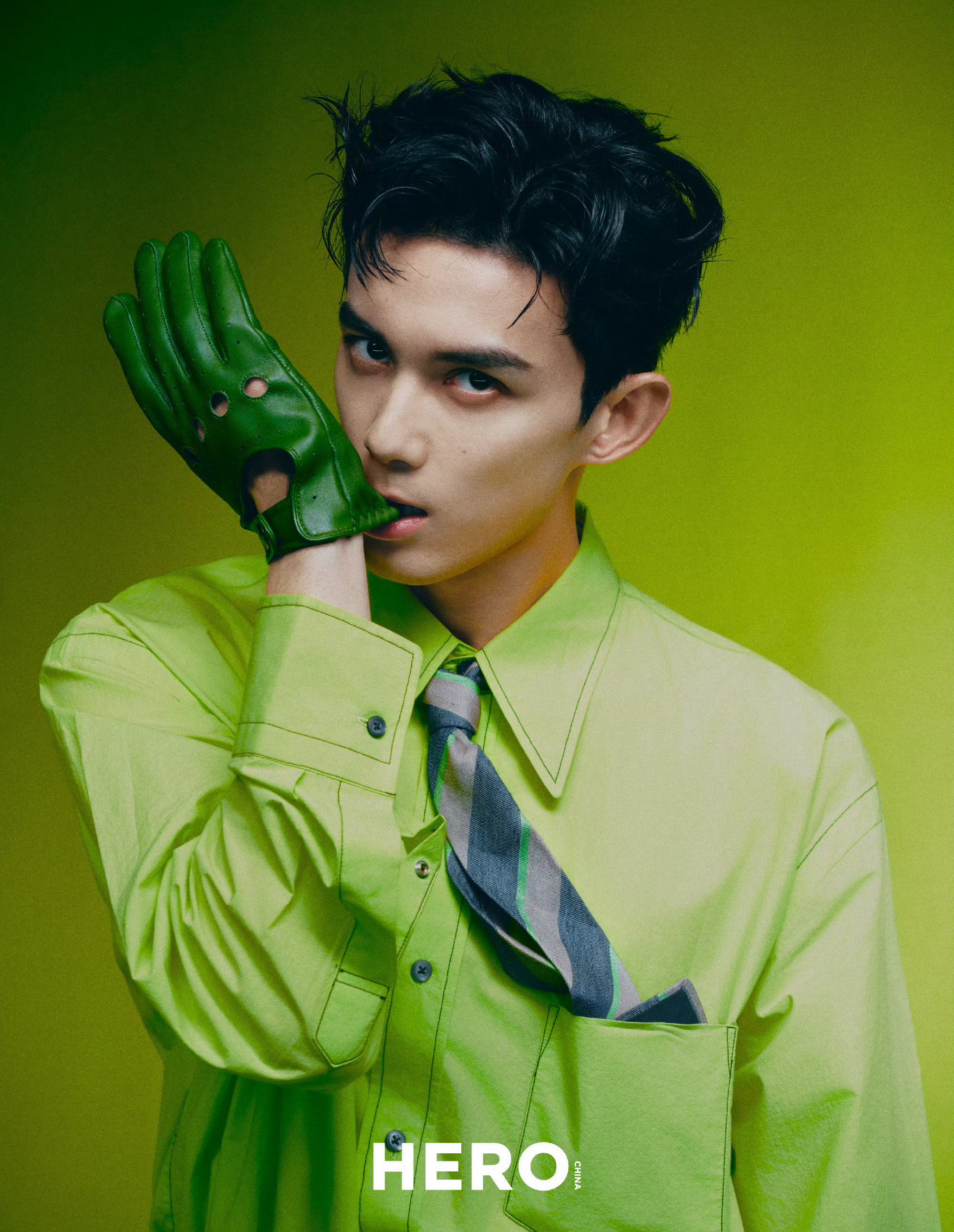 吴磊HERO杂志四月刊封面吴磊HERO杂志四月刊封面——burberry和宝格丽