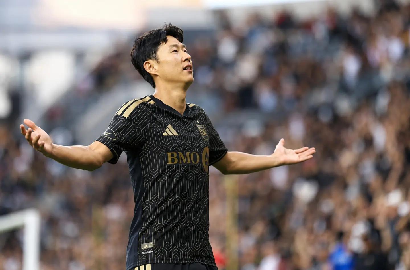 孙兴慜 全场比赛结束，LAFC主场4-0轻取西区副班长堪萨斯城竞技，世界杯归来后
