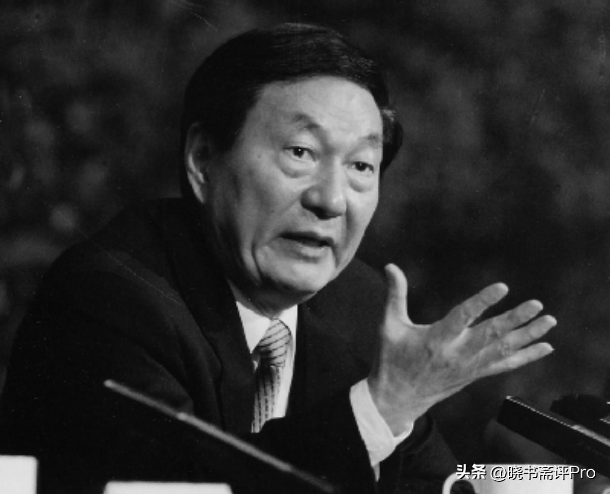 朱镕基总理自幼失去双亲，全靠叔伯照料！朱总理的祖籍是长沙棠坡朱氏，家族是当地有名