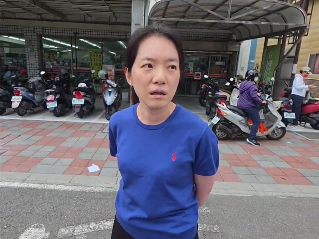 8月14日下午陈幸妤再爆料，赵建铭下周出国的同行者并非许姓女护士，网传其新女友是