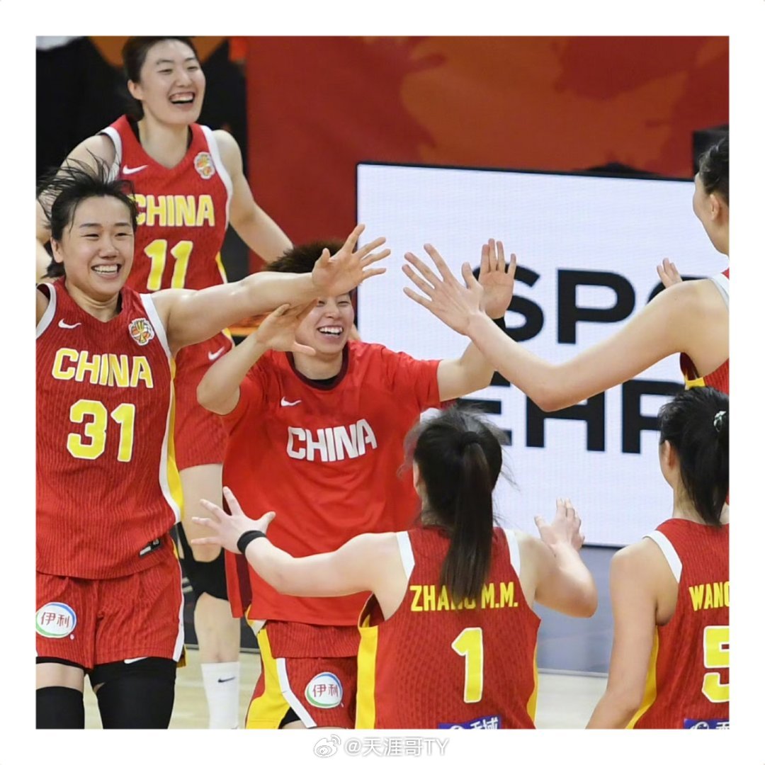 中国女篮 有惊无险进八强中国女篮[超话]醒来第一件事就是摸手机查看中国女篮的晋级