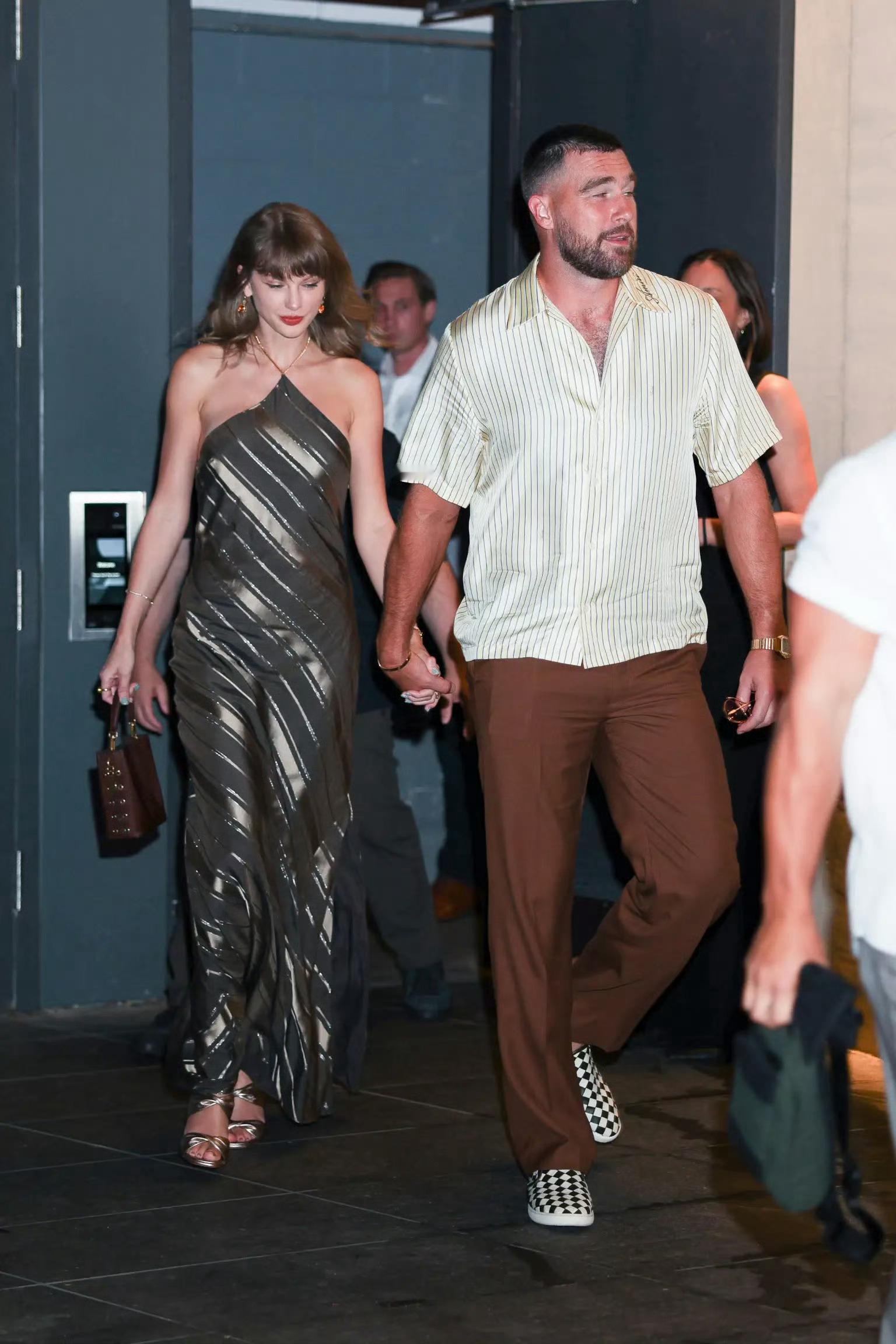 Taylor Swift & Travis Kelce 霉霉和老公在纽约出街lo