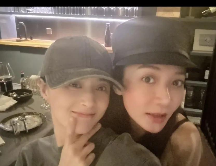 蒋欣，太令人激动了！

8月27日傍晚，久未露面的蒋欣在社交平台发了条动态，看到