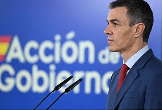 西班牙敢于公然对抗美国，并非一时冲动，而是历史教训与现实利益的双重考量。历史上，