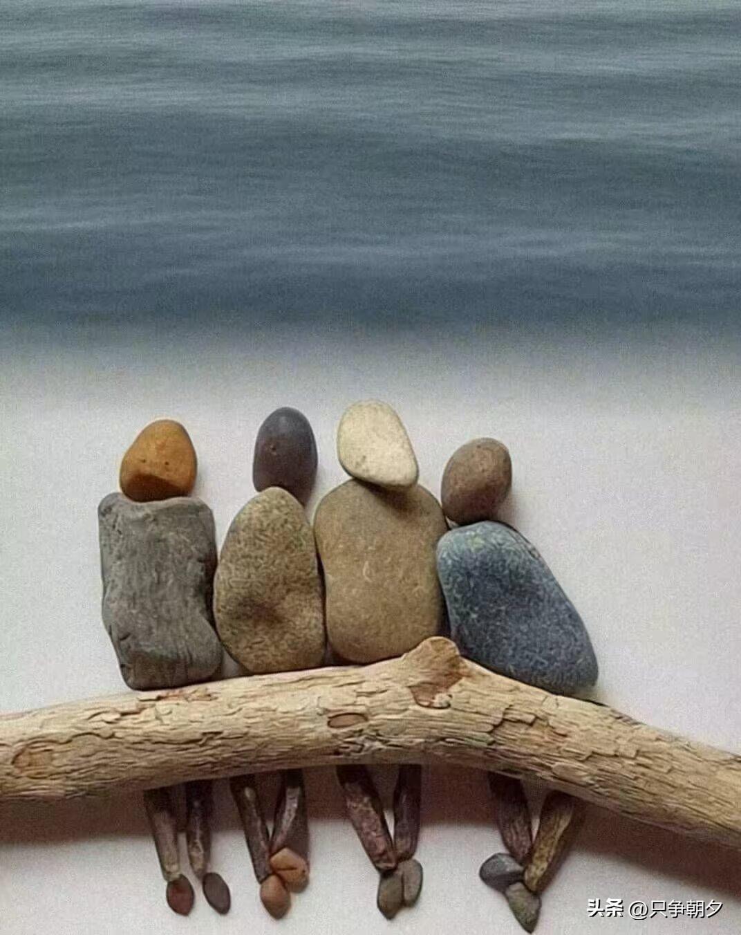 付出被辜负、人心隔肚皮
 
朋友今年五十八岁，一路走来，大半辈子的善良都耗在了他