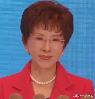 我有种预感，

洪秀柱这次是真豁出去了。

3月28日，台北眷村聚会，77岁的她