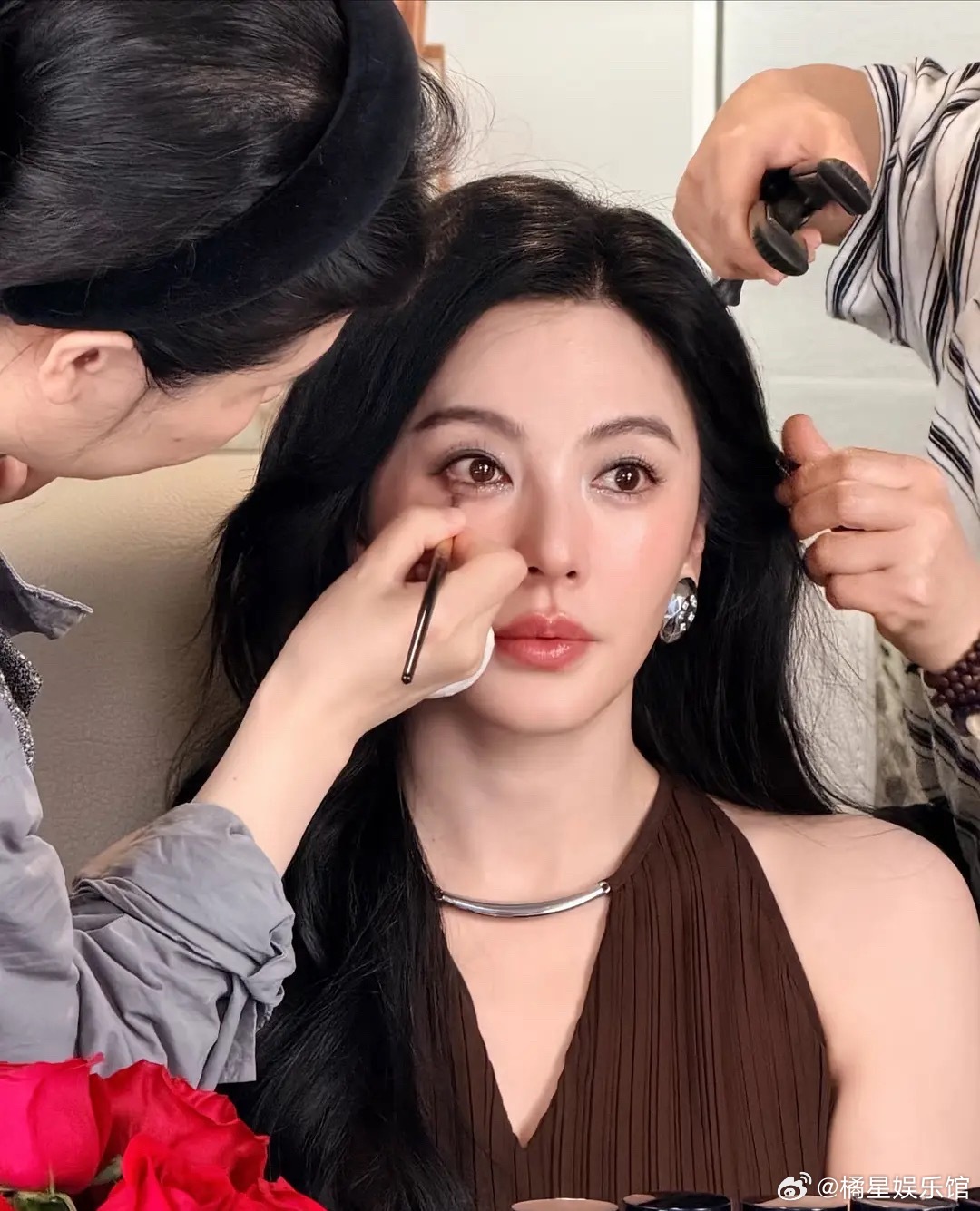 明星们真的一直在追求网红幼态度脸