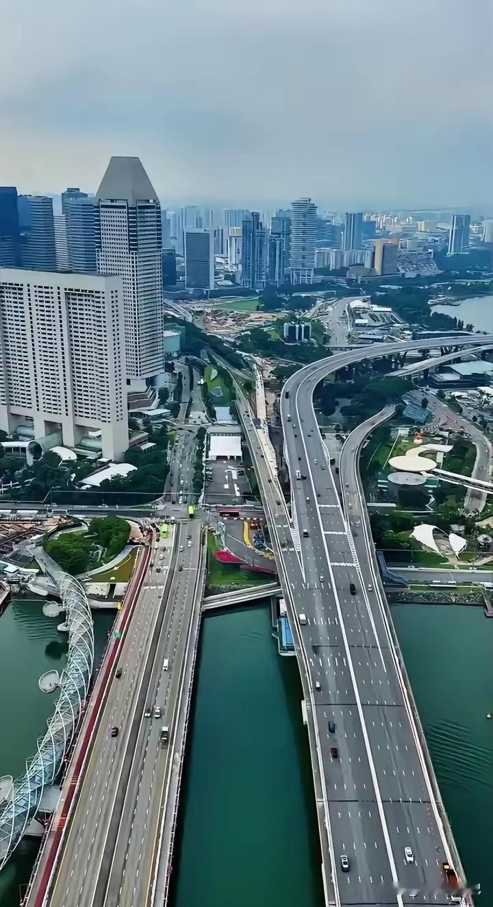这是哪里？我看看有几个人能说对。