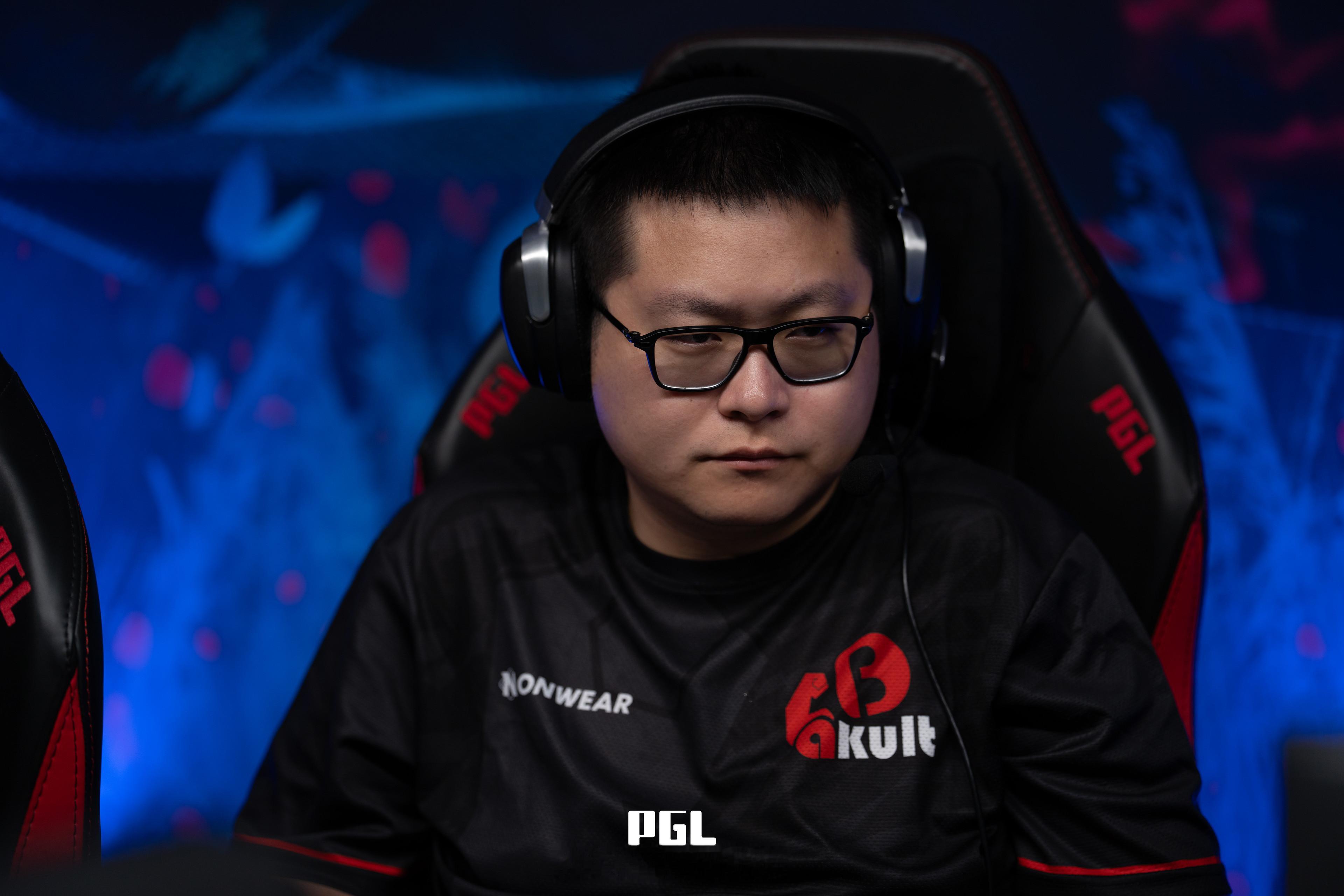 Yakult Brothers小组赛第四轮官摄照片DOTA2[超话]DOTA2P