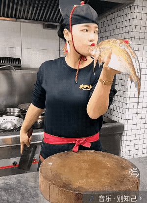 身为锦衣卫，有先斩后奏之权