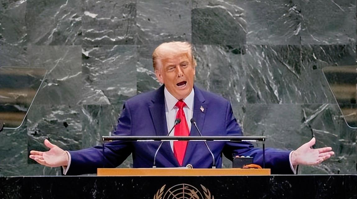 特朗普又出离谱操作，一份未公开的《国家安全战略》文件曝光，他竟想要掀翻二战后70