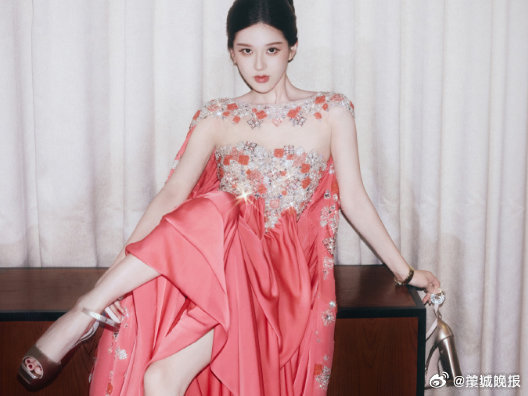 【#VOGUE审美#下，这些出图不容错过～】5月29日，VOGUE VACATI