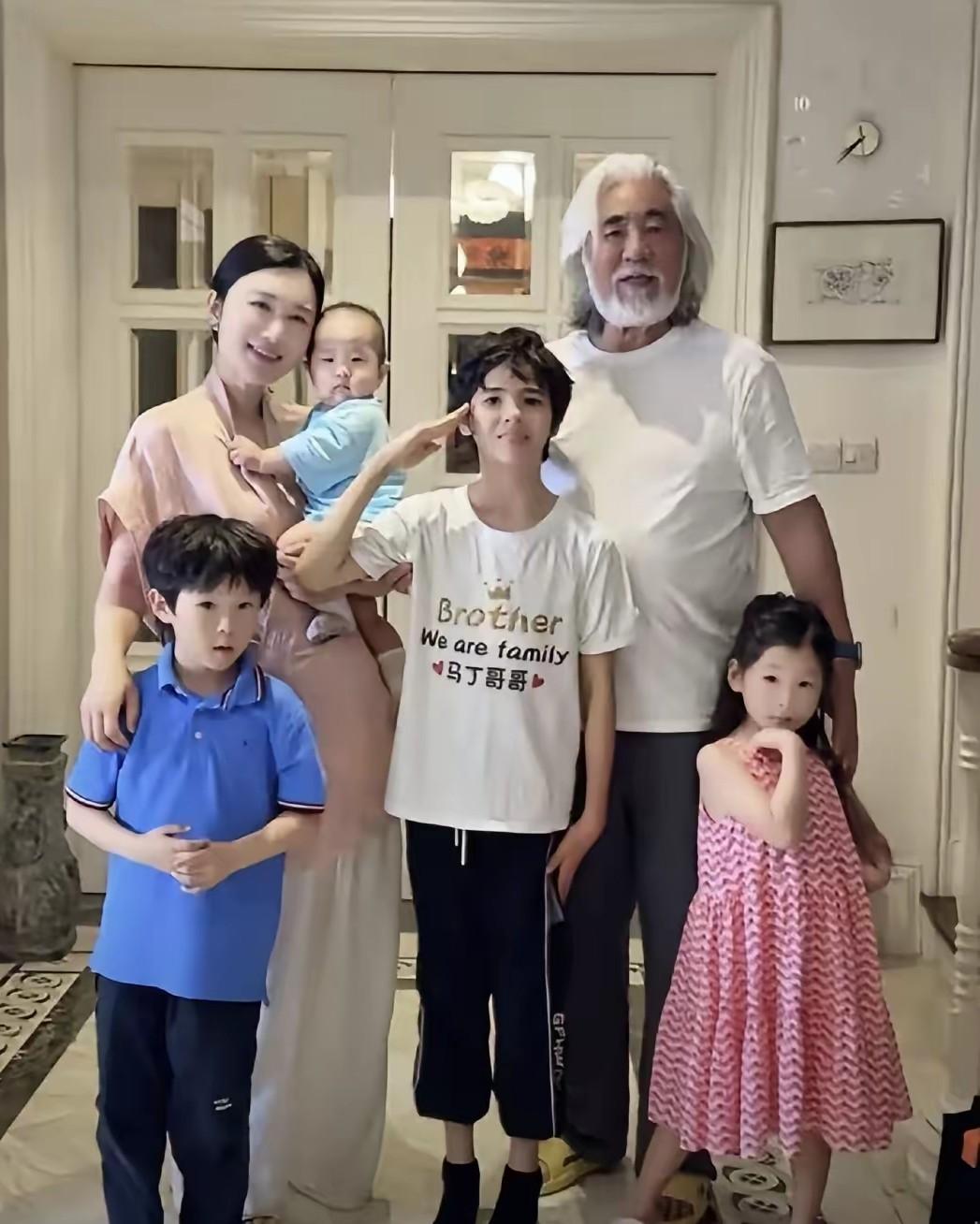 张纪中的妻子打算备孕第五胎，看来杜星霖是真喜欢孩子，她说这几个孩子是越生越聪明，