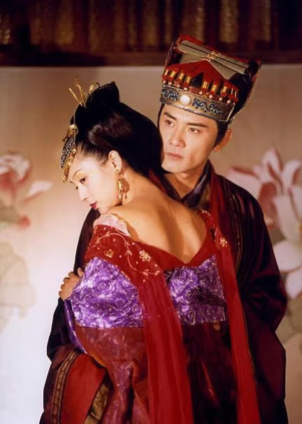 2000年，《大明宫词》中的陈红与