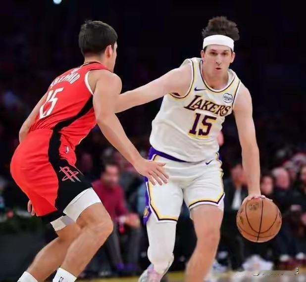 输得窝囊！湖人96:119不敌火箭后，最不开心6人非他们莫属:
 
一，詹姆斯肯