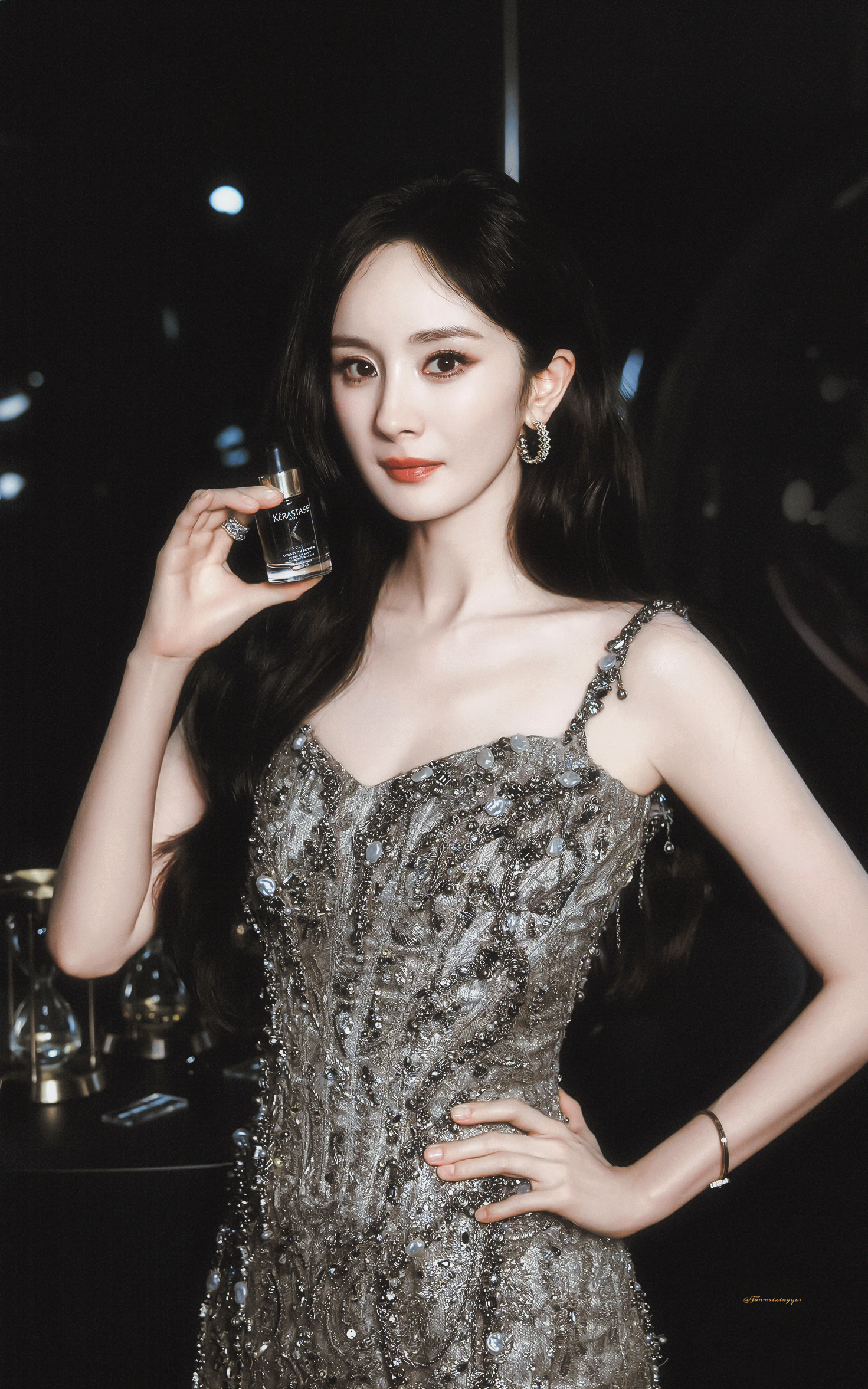 ▪️ 杨幂 ｜ 卡诗好高级的一张脸 🪩杨幂 ​​​