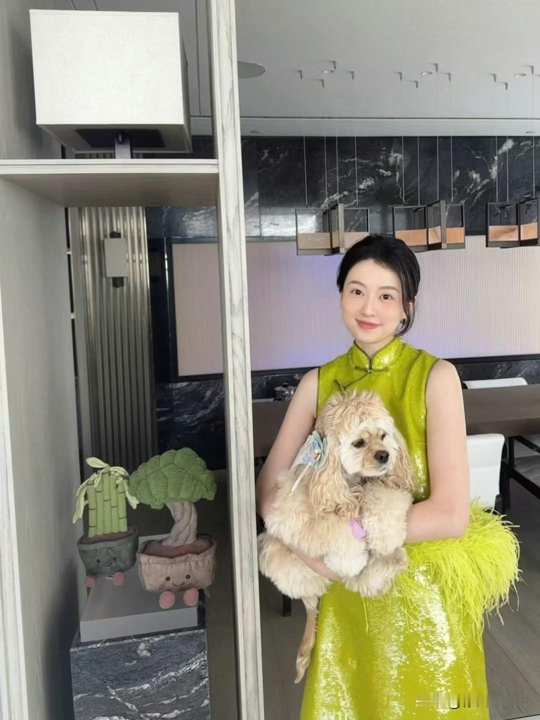 1月6日，乔欣结婚三年，贵妇气质越来越浓，原以为家族联姻，女方一结婚就要准备迎接