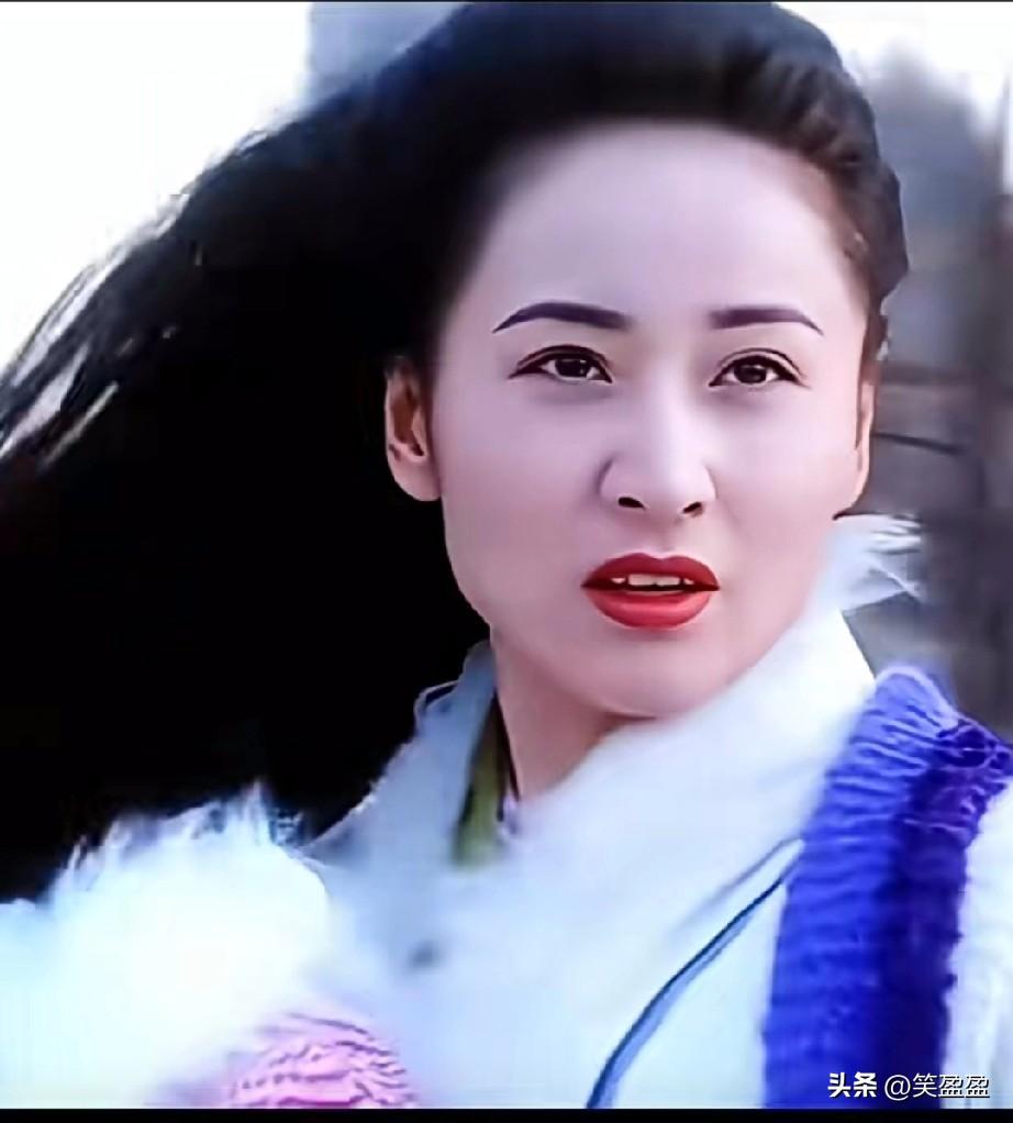 最美邀月宫主
她曾被誉为"香港第一情妇"，
是张艺谋得不到的女人，"马景涛为她两