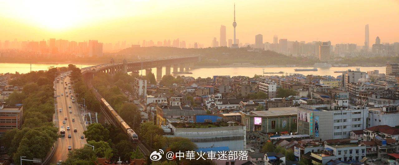 铁路,晚安 虽然嘴上说要放弃，心底却总会憋着一口气。晚安~ 