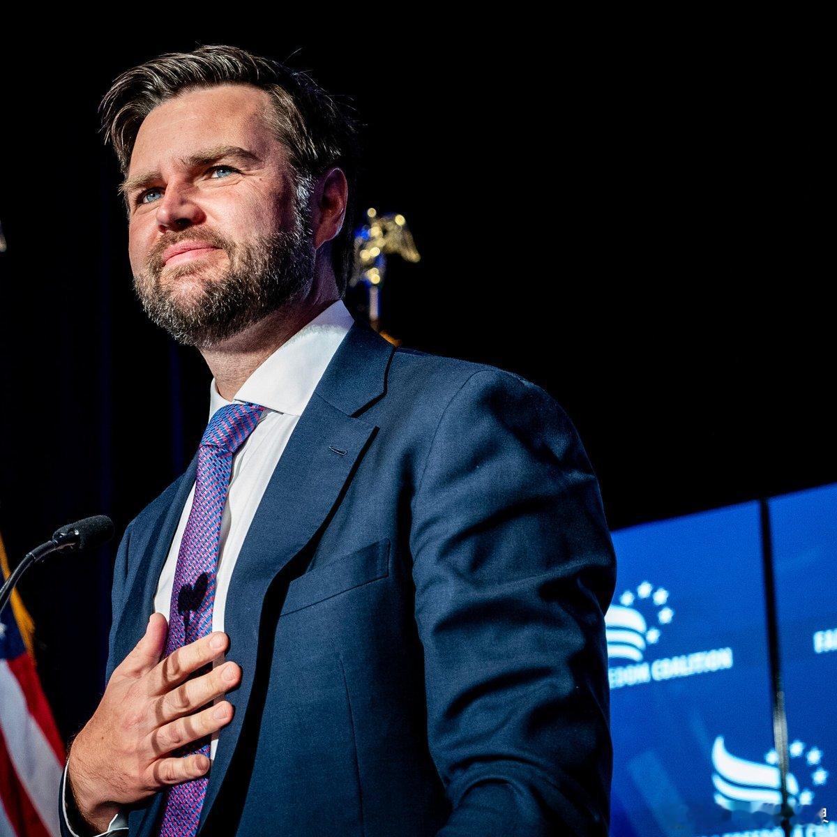 🇺🇸🇮🇶美国副总统JD Vance：我们入侵伊拉克导致了世界上最伟大的基