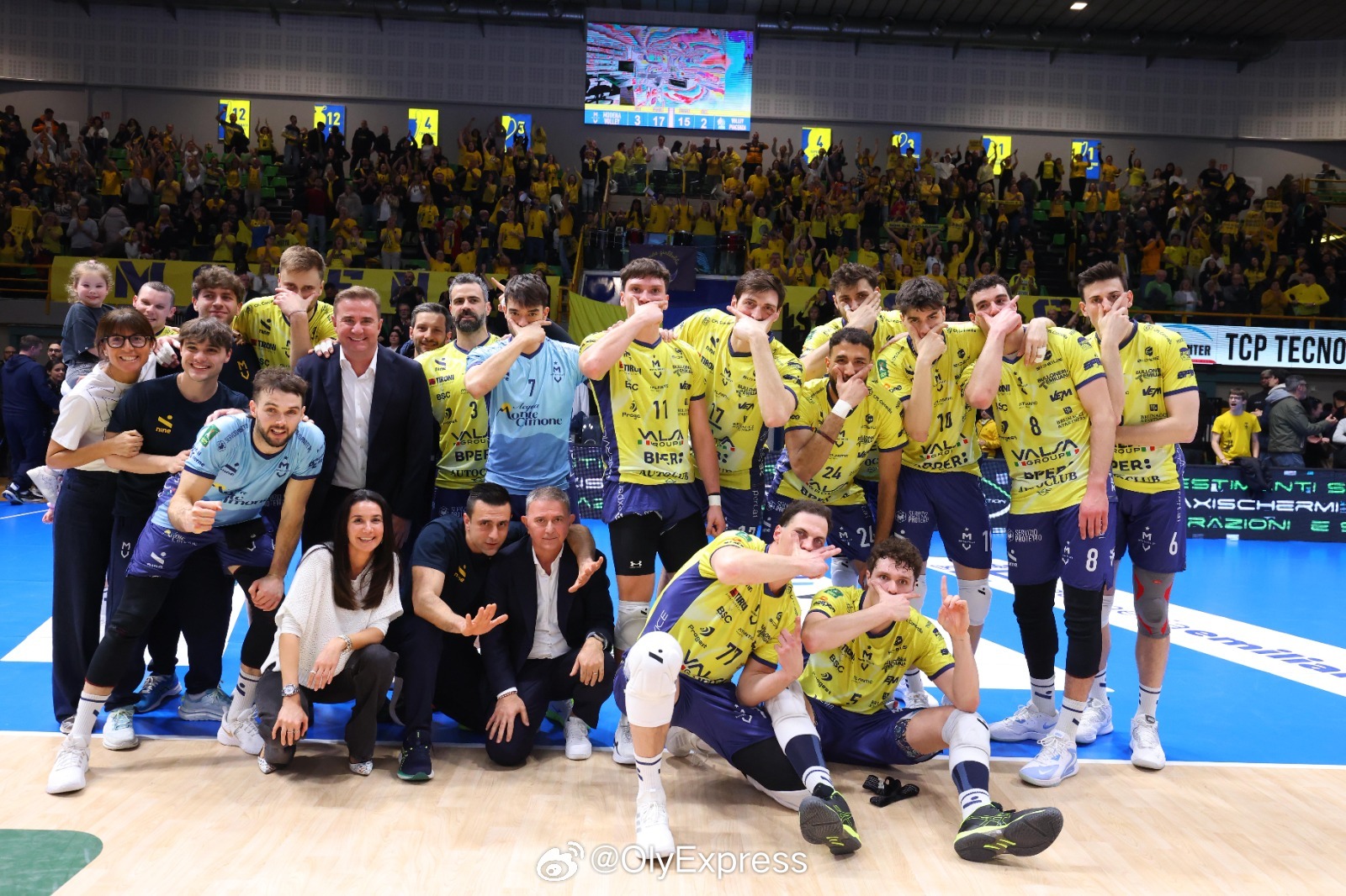 【意超男排1/4决赛特伦蒂诺1-3鲁贝 摩德纳3-2大逆转皮亚琴察】国际排坛战报