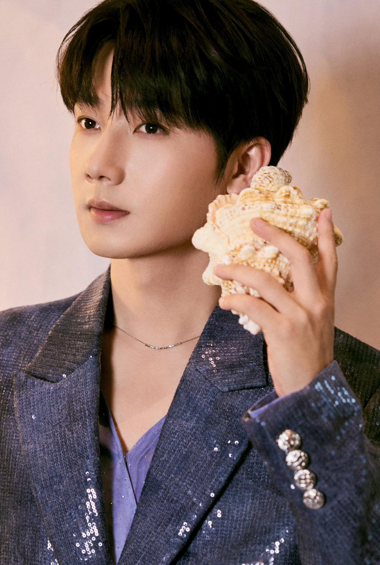 💛 蒋敦豪音乐剧寻找李二狗
爱不是用一点就少一点的蓄水池 爱是泽万物而不争的海