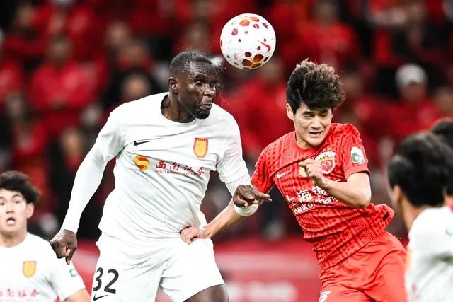 铜梁龙进球队员恩加德乌：很高兴能进球+取胜，我们的准备工作做得很好
4月22日消