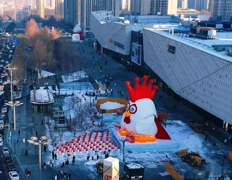 哈尔滨升温太狠了，网红雪雕直接全拆。
我真的太遗憾了！一直刷到哈尔滨哈西万达的雪