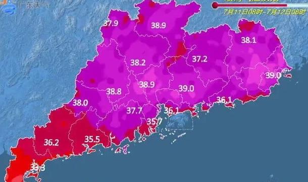 【等“巴威”】

        宁波的这个七月，被一个名字攥住了呼吸——“巴威