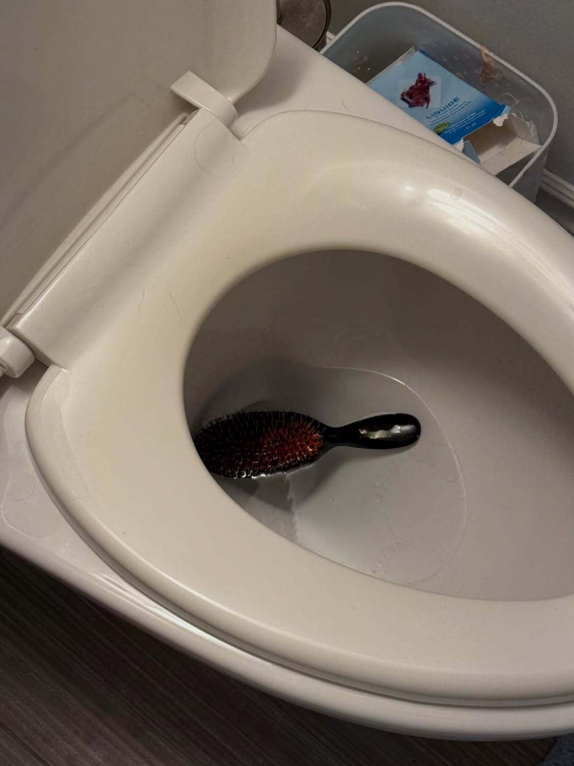 sophie__nelisse How dirty is toilet wate