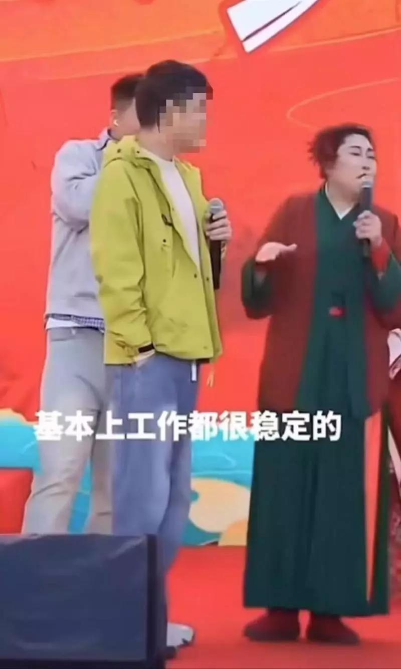 参加“王婆说媒”节目，男子炫富还真有错。就拿连云港这事儿来说，一男子上台自称在机