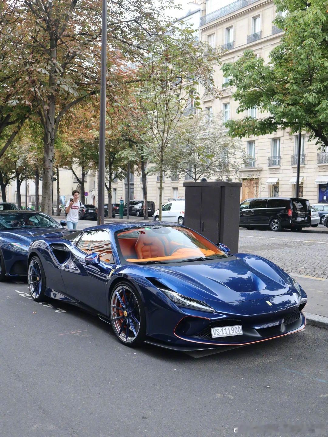 意大利蓝Ferrari F8，尽显意式优雅 ​​​