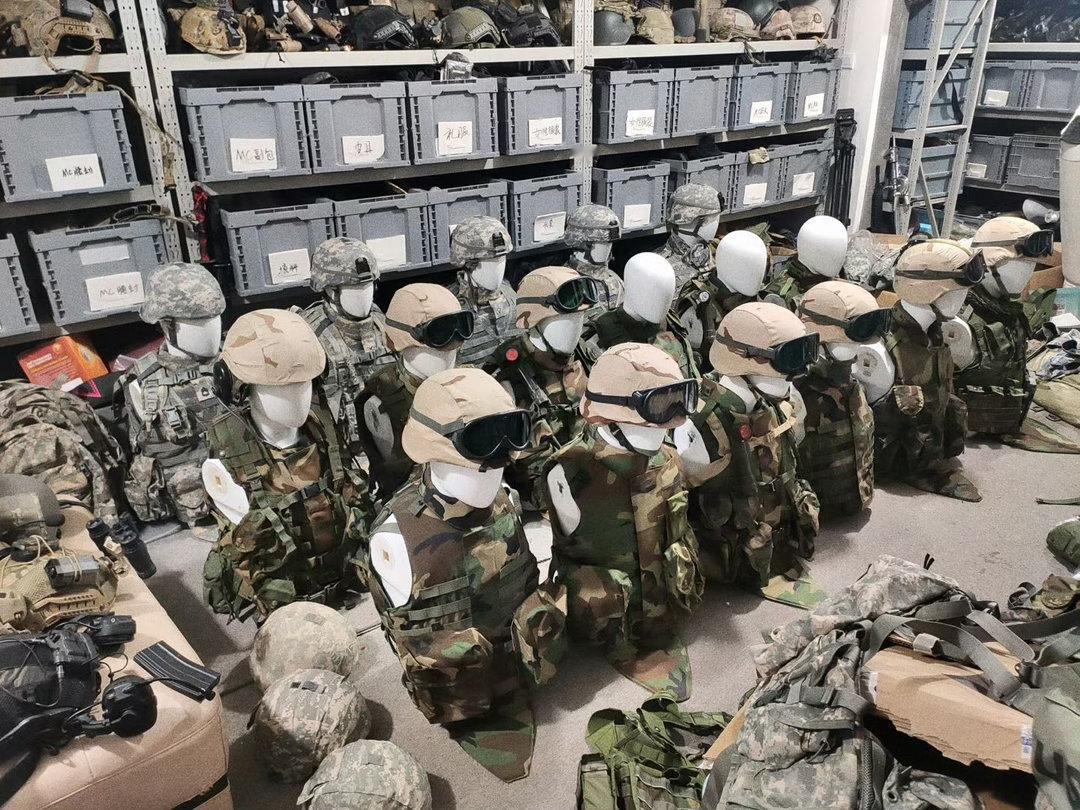 龙餐馆服化道三秒镜头也不放过龙餐馆服化道还原度作为一个jun迷真的被服化道震撼到