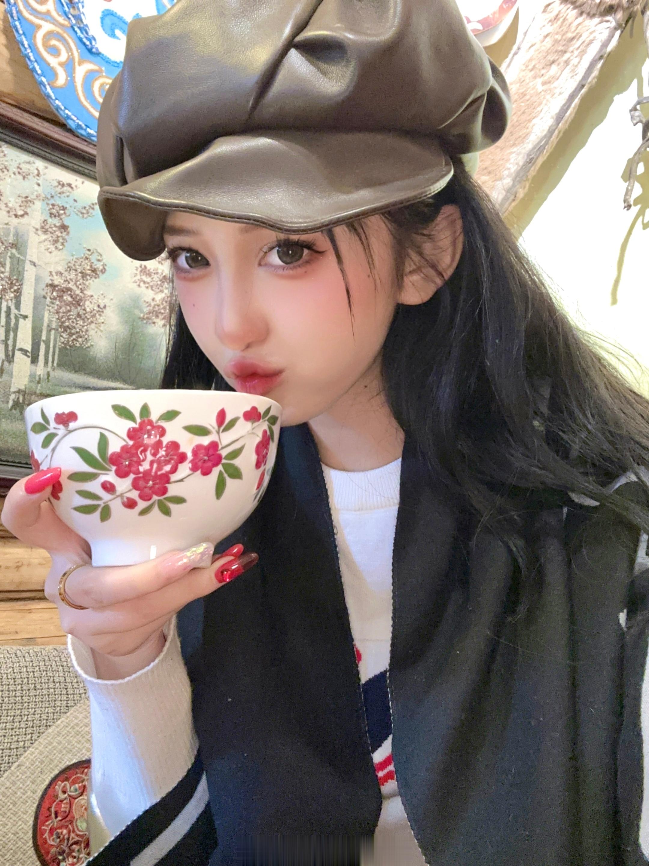 曾梦想仗剑走天涯……吧啦吧啦～看一看世间的繁华～～～  ​​​