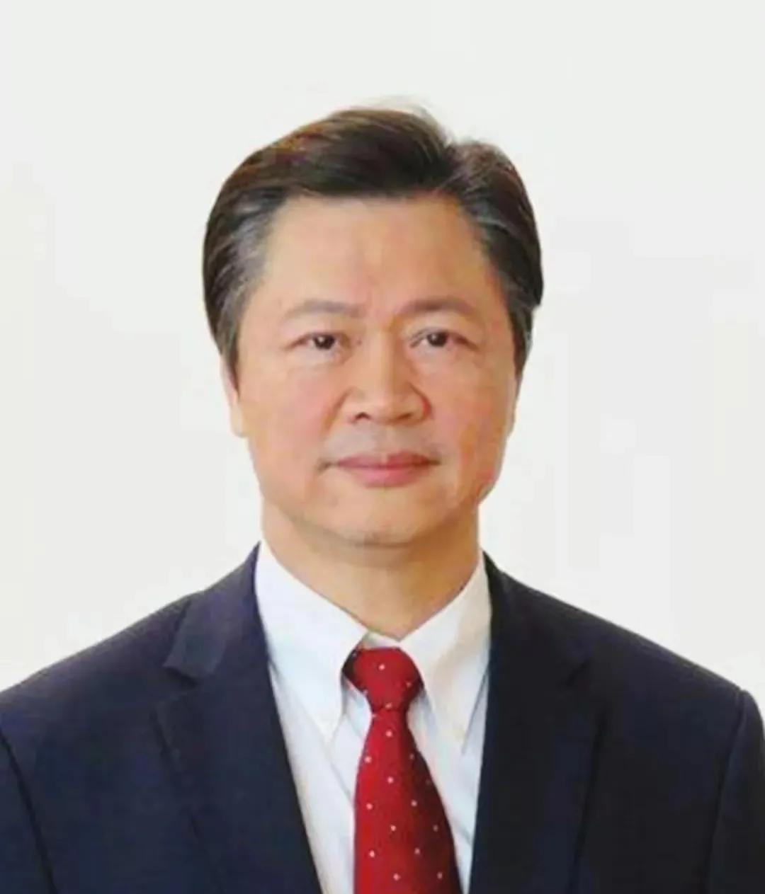 台湾的名嘴赖岳谦曾一针见血地指出，俄乌冲突不仅让两国陷入战争泥沼，还揭露了全球一